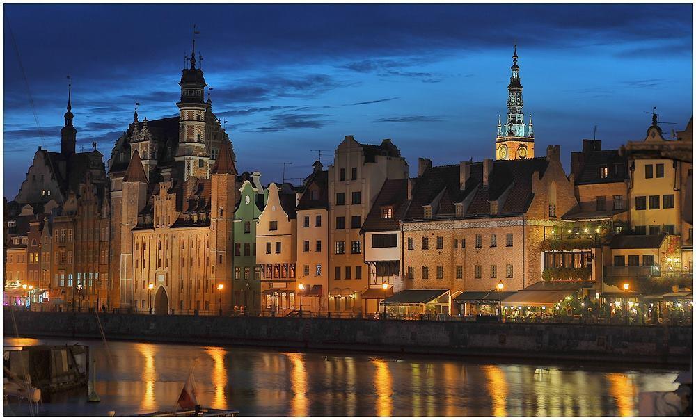 Huoneisto Apartament Bursztynowy Mariacka Old Town